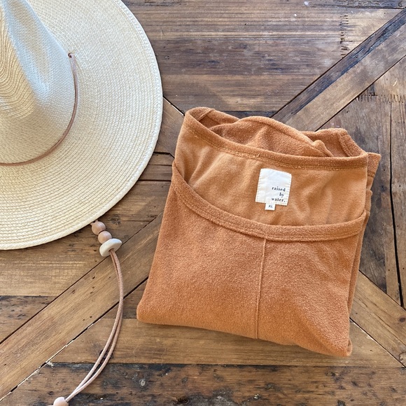 Raised by Water women’s Terry cloth Teri cloth top - Picture 5 of 12